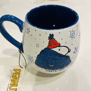 Peanuts Snowflake Mug in Blue and White Brand New/Never Used/ Holiday Edition
